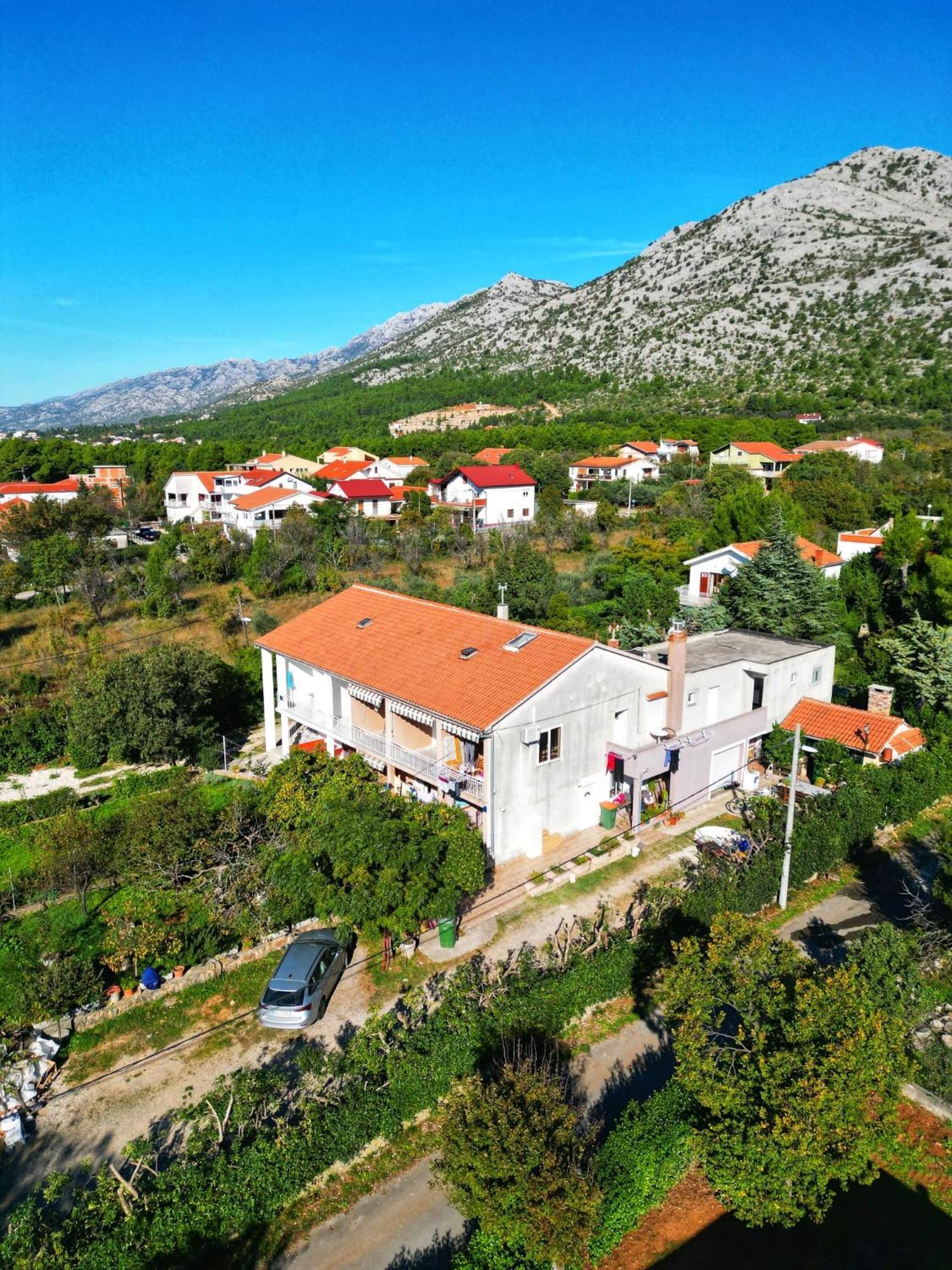 Apartments Lana Starigrad Paklenica Exterior photo